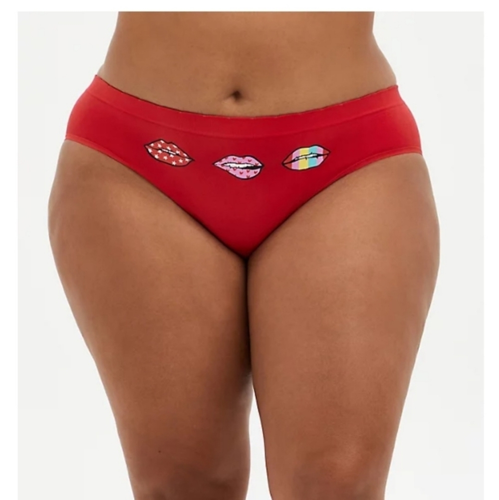 Torrid Hipster Style Red Lip Graphic Panty Plus Size 3 3X or 22/24